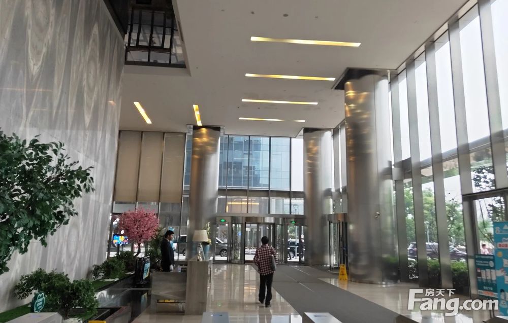 精装修近地铁绿地缤纷城阳光滨江中心保利西岸写字楼凯滨国际大厦