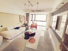 在寂静中品味,在喧闹中生活,此房深情并茂!!超低价