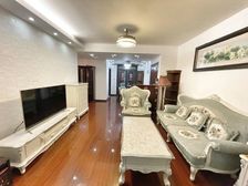 业主已订房急售 带产权车位 人车分流小区 高楼层 采光充足、