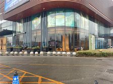 4月好房 万达广场(租户星巴克)临街把角位置 29米展示面