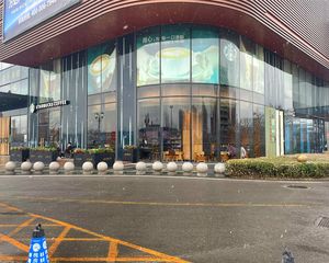 4月好房 万达广场(租户星巴克)临街把角位置 29米展示面