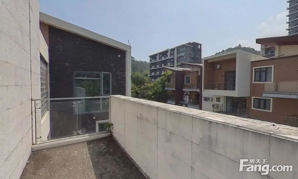 独具特色,和别的不一样,珠海高新区唐家湾凤凰山一号别墅二手房 五室