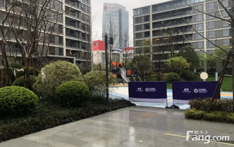 武汉天地云廷二期次新房一天未住公摊16花园洋房