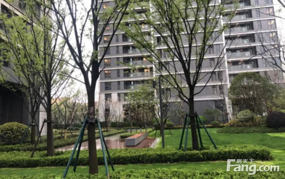 武汉天地云廷二期次新房一天未住公摊16花园洋房