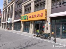 市中心小区出入口,双门头8米现铺,带稳定租约,年租金17万