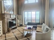 电梯顶楼大复式 4居 中央空调地暖 着急出售