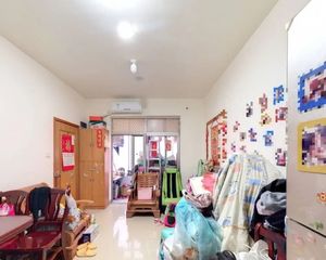 共和南路 加装电梯 单边位八一不占 满五唯壹