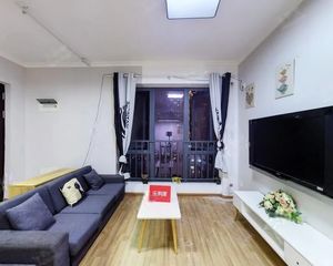 新上,和平里花园三房,业主诚心出售,随时可以看