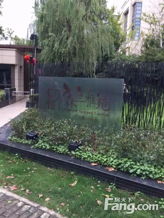 小区相关图