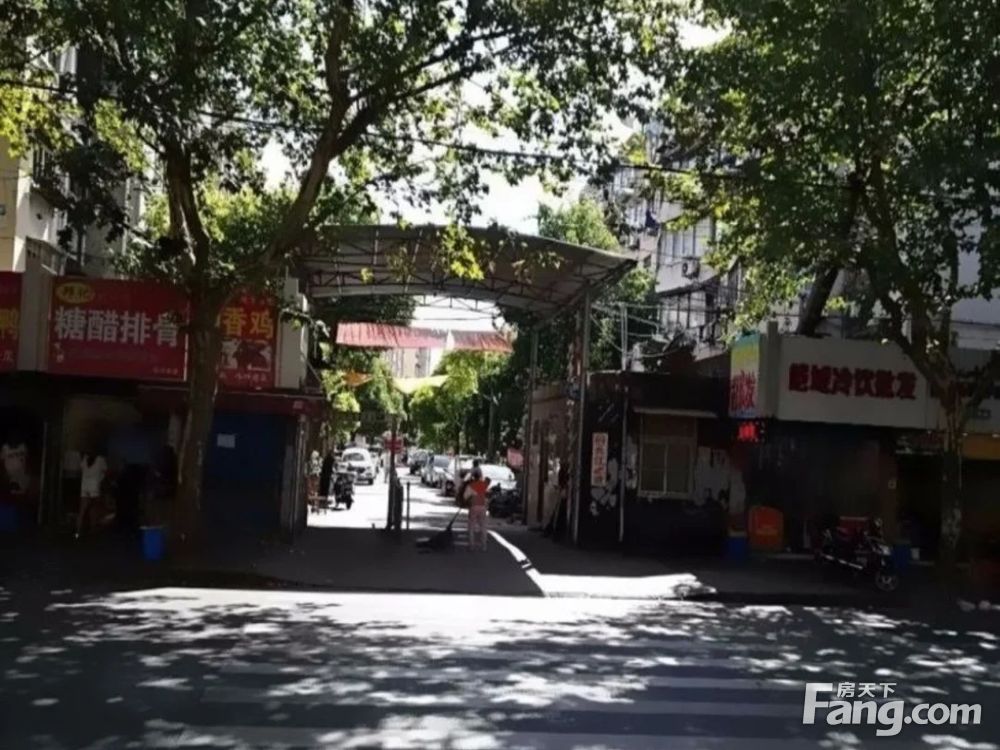 小区相关图