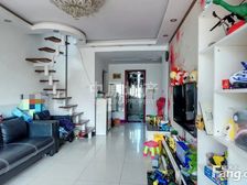 妙栏小区带阁楼 复试 满五wei壹 税少 拎包入住