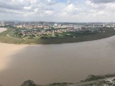 特惠950万(一线江景大平层)东海府,24楼东首,视野很好