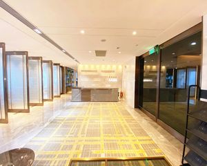 赠送500平露台已搭建 整层出售 价格真实 豪华装修云图大厦