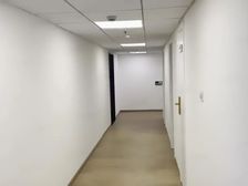 徐汇区漕宝路地铁口115平精装修带家具办公室出租 航天大厦