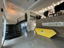 租一层送一层,南站创意园地铁口(智慧谷),精装实景照看房方便