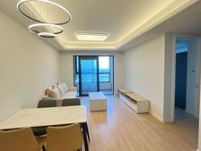 万科青藤75平两房 稀缺户型非常实用 小区环境好 !