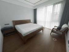 东方一品 198平4居 南北向精装修 自住保养好