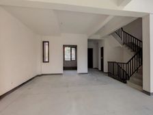 苏州园区双湖板块房龄新,位置佳,纯别墅小区