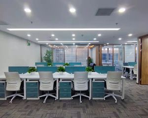 亦庄核心整层万源街临荣华国际大族广场超特价1.5万就卖随时看