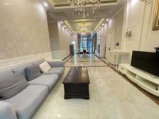 雅居乐富春山居 科學城豪宅首层5.6米 多一层面积