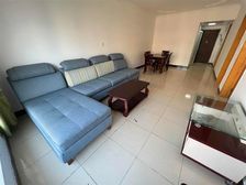 人和街电梯2房+3梯8户+出让地+装修保养好+近地铁。