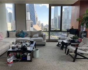 2.85万CBD国贸 安联大厦560平 正对电梯厅落地窗