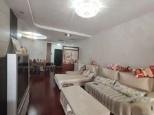 精装两室两厅 急售208万 有车位 燕山立交 临万象城地铁口