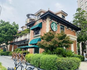 业主赌欠债!亏本急售,年收32万(星巴克)带平外摆区