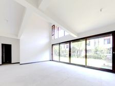 铜雀台龙胤系-联排大边户.朝南200㎡大花园.全新毛坯.满二