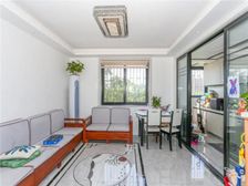 金群苑北区 新出大三房 精装修自住 看房方便 送家具家电