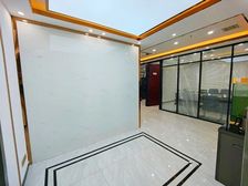 郑州东站 建正东方中心197平高层朝南 采光极佳 业主直租