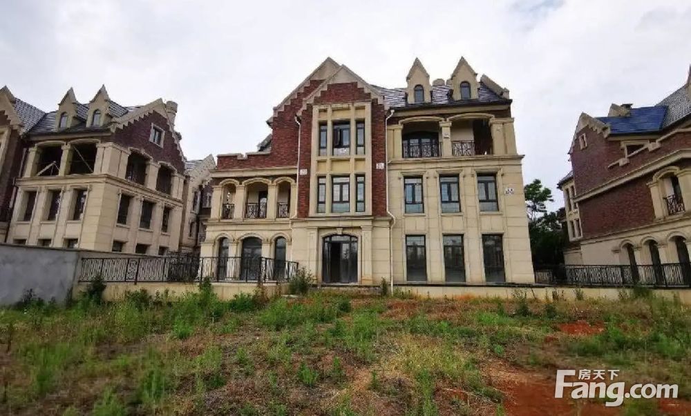 度假区滇池边 九夏云水独栋别墅 带1亩花园证在手满五年