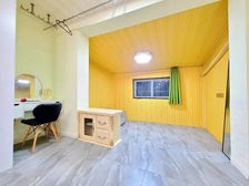 新出地铁房,入读广育+淞谊双學区,3200好出租,天井不违章