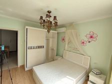 新上世博家园电梯小户型,满五年目前诚意出售中