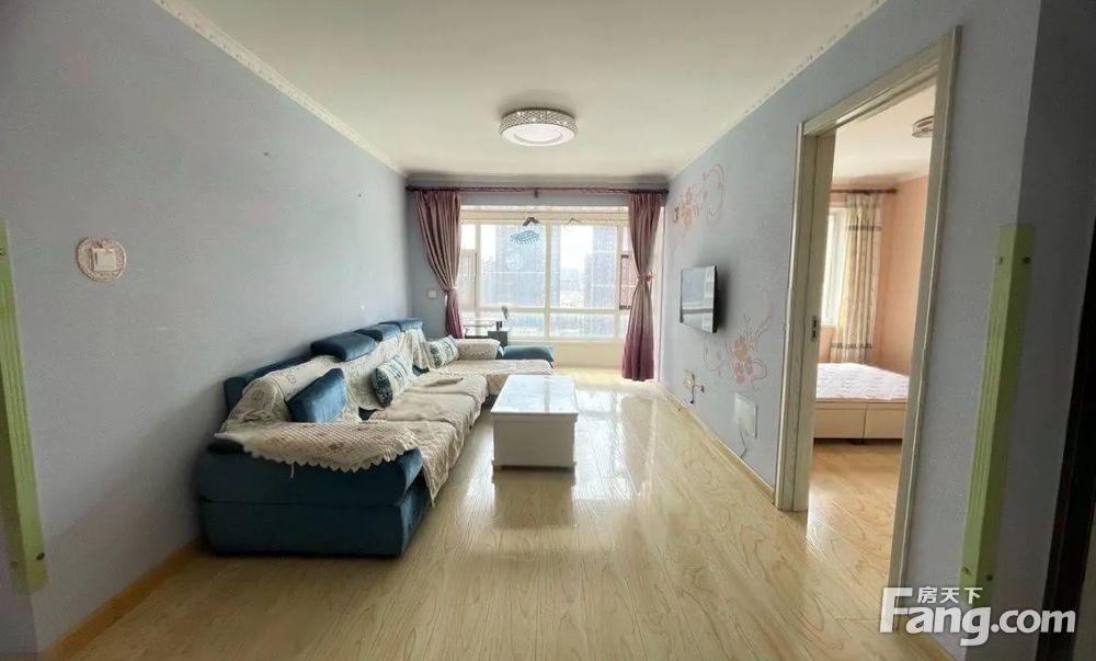 高格蓝郡园区里出门2号线5w入住吉林大路亚泰商圈二院