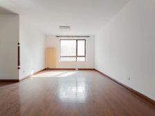 龙城租售专家! 平层四居电梯房 采光好 动静分离