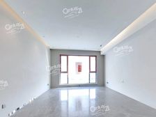 全新未入住装修华润昆仑域 186.77平4居 2580碗