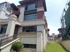 九龙湖高端别墅 联排端户 赠送超大院子 带独立车位 业主诚心