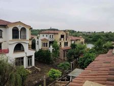 瑞士风华 纯独栋别墅片区 诚心价格出售 红谷滩区蕞低价独栋