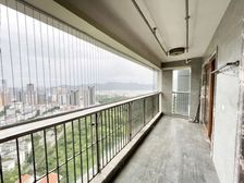 33楼双龙抱珠大平层5房 高层看海 全新装修 楼下地铁口