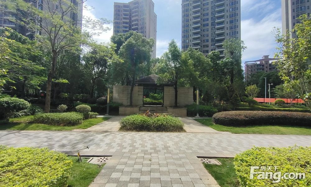 樟木头观音山颐景湾畔精装三房两卫朝靓园景急售147万