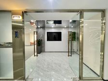 双井商圈 百环大厦 精装带家具 正对电梯 视野开阔 户型方正