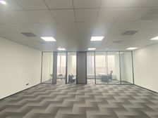 地标建筑国金 世金 停车方便 高层观景 大面积 随时看