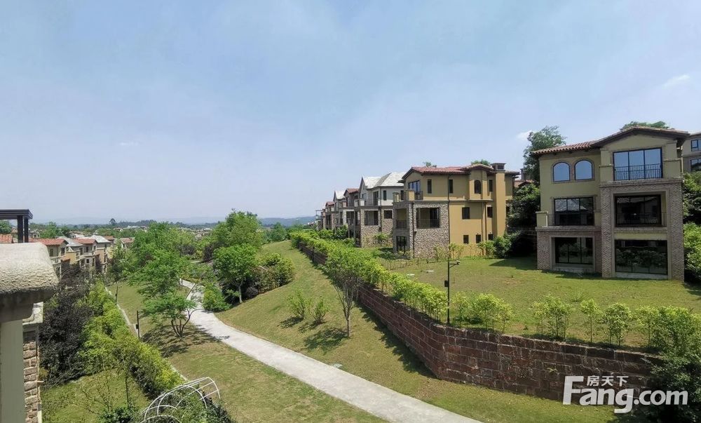 238平私家花园朝南黄龙溪谷70年产权独栋别墅