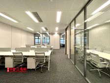 南京东路地铁口丨华盛大厦丨独立空调丨精装150平带家具丨现房