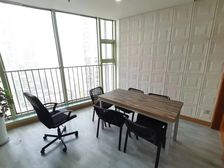 精装修 市中心 地铁口 周边设施齐全1+1经典隔断 随时可看