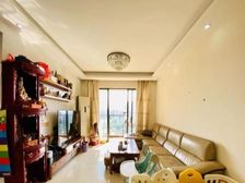 现代城假日花园 地铁口 精装 南向 包税 送车位 价格可谈