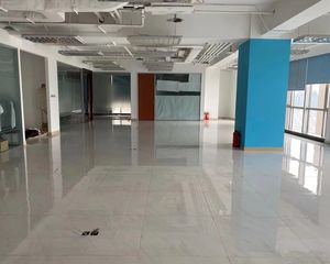 东大桥CBD整栋带院1.5万平米整售丨办公用房 可清租腾空