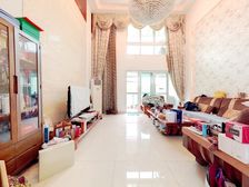 阳光水榭三期:上叠,客厅6米挑高,鎹两个景观大露台,有汽车库