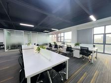 外高桥盛贸中心 森兰绿地 精装100至250平米 拎包办公